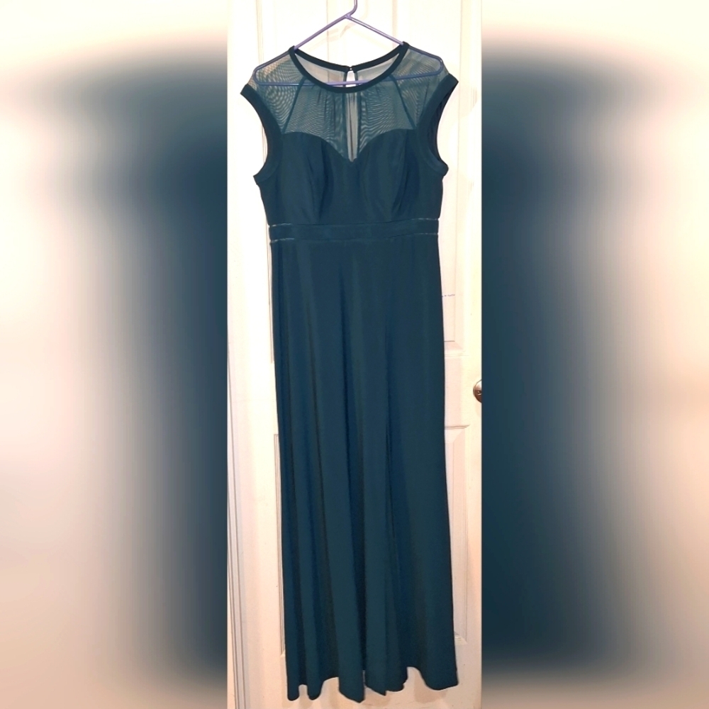 Night Way Collections Dark Green Sleeveless Maxi Dress 14